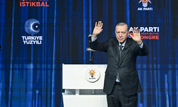 Erdoğan yeniden AK Parti Genel Başkanı seçildi