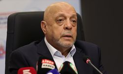 HAK-İŞ Genel Başkanı Arslan, KÇP süreciyle ilgili basın toplantısı düzenliyor
