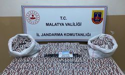 Malatya'da 15 bin 932 sentetik ecza hap ele geçirilidi