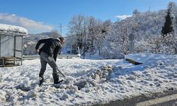 Zonguldak’ta 66 köy yolu kardan kapandı