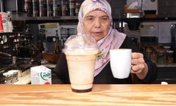 70 yaşındaki 'Barista teyze' gençlerin ilgi odağı oldu