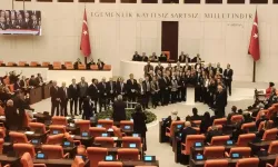 TBMM’de İmamoğlu protestosu: Meclis Genel Kurulu kapatıldı