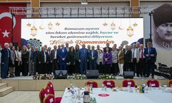 Erzincan, Malatya, Elazığ ve Tunceli'den vatandaşlar aynı iftar sofrasında