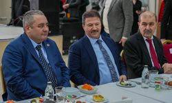 Keçiören Belediyesi, ramazanda esnafı iftarda buluşturdu