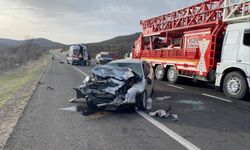 Uşak'ta pikapla otomobilin çarpıştığı kazada 1 kişi öldü