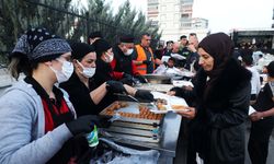 Yakacık'ta kurulan iftar sofrasında birlik mesajı