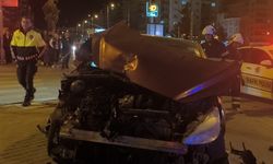 2 araç çaldı, 7 araca çarptı, 5 kişiyi yaraladı, yakalandı