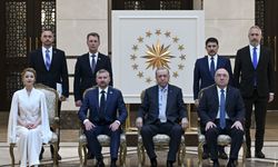 Erdoğan'a 5 ülkenin büyükelçisinden güven mektubu