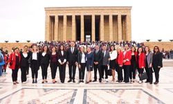 Çankaya’nın minikleri Atatürk’e koştu: Mezuniyeti Anıtkabir’de kutladılar