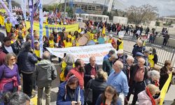 Ankara’da 1 Mayıs kutlaması başladı: Binlerce insan Tandoğan meydanına yürüyor