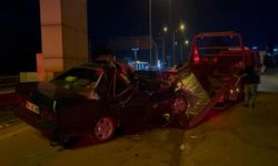 Bursa'da TIR'a arkadan çarpan otomobil hurdaya döndü; sürücü ağır yaralı