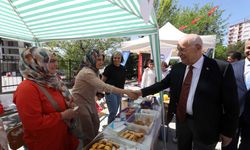 Başkan Yaşar öğrencilerle Bahar Şenliği coşkusunu paylaştı