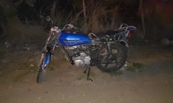 Çalıntı motosikletle polisten kaçan 2 kişi, kaza yapınca yakalandı