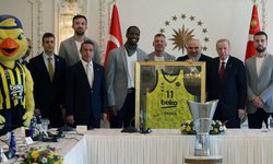 Cumhurbaşkanı Erdoğan, Fenerbahçe Beko takımını kabul etti