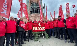 DİSK'ten Taksim Meydanı'nda basın açıklaması
