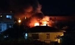 Edirne'de yangın; 3 evde hasar oluştu