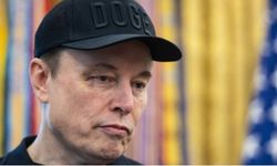 Elon Musk’ın yüzüne ne oldu?