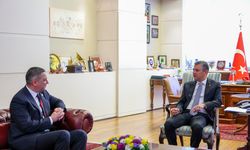 CHP lideri Özgür Özel, TBB Başkanı Erinç Sağkan’la görüştü