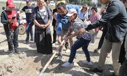 Etimesgut’ta engelsiz gelecek için fidanlı mesaj