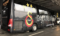 Galatasaray takım otobüsüne taşlı saldırı!