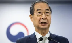 Güney Kore'de Başbakanlığa vekalet eden Han Duck-soo istifa etti