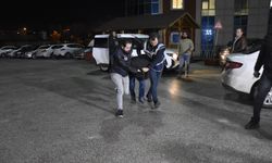 İki kardeşi öldüren şüpheli yakalandı; binaya giriş anı görüntüleri ortaya çıktı