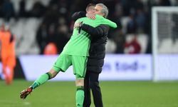 Mourinho, Fenerbahçe kalesini Manu’daki öğrencisine emanet edecek