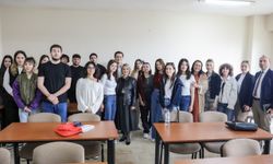 Siyasette kadın temsiliyetinin önemi üniversite kürsüsünde tartışıldı