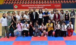 Mamak’taki panelde kadınlara 'Birlikte Güçlüyüz' mesajı verildi