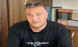 Refüje çarpan motosikletin sürücüsü öldü