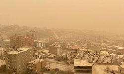 Mardin’i toz kapladı