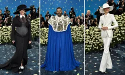 Met Gala’da siyah zarafeti