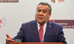 Peru Başbakanı Adrianzen, görevinden istifa etti