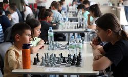Yenimahalle’de 4’üncü Geleneksel Satranç Turnuvası ile eğitime destek
