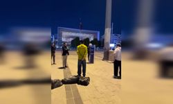 Taksim'de 'Duran Adam' eylemi yapan 18 genç gözaltına alındı
