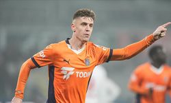 Başakşehir’de tarihi transfer! Golcü yıldız rekor bonservisle katar yolcusu