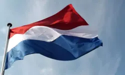 Hollanda erken seçim için 29 Ekim’de sandık başına gidecek