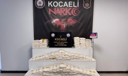 Araç kontrolünde 82 kilogram uyuşturucu ele geçirildi