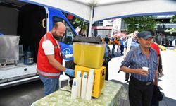ABB’den vatandaşa ücretsiz limonata ikramı