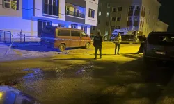 Ankara'da Sincan'da bir kişi babasını sokak ortasında bıçakladı