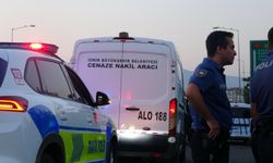 Bariyere çarpan motosikletin sürücüsü motokurye öldü