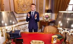 Macron’un çalınan bal mumu heykeli geri getirildi
