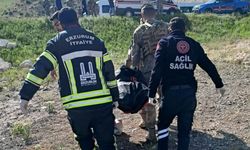 Dereye uçan araçtaki anne, baba ve çocukları öldü