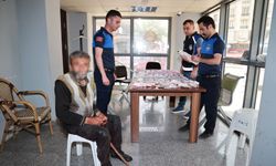 Dilencinin üzerinden 20 bin TL çıktı