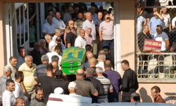 Eşini öldürüp intihar etti, yan yana toprağa verildiler