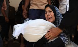 İsrail'in Gazze'ye arife ve bayramın ilk gününde düzenlediği saldırılarda 95 Filistinli öldü