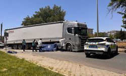 Gaziantep'te tırın çarptığı motosikletteki 2 kişi öldü