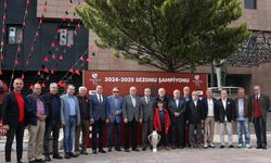 Gençlerbirliği Divan Kurulu, yeni üyeleriyle ilk toplantısını yaptı