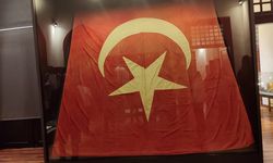 1. Meclis’te göndere çekilen ilk Türk Bayrağı 101 yıldır korunuyor