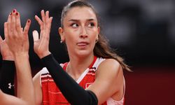 Türkiye Voleybol Federasyonu, Hande Baladın'ın sakatlandığını duyurdu
